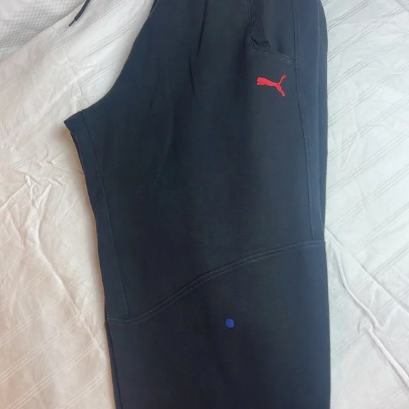 Puma X Ferrari Full Zip sweatshirt and sweatpants 2 piece Set Size L and XL
